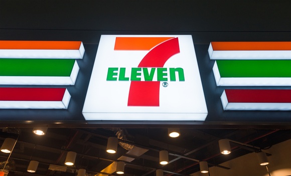 7-Eleven оголосила про закриття сотень магазинів та зміну стратегії