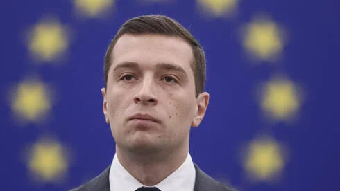 Наступник Ле Пен захищає Ізраїль: «Напади в Лівані є легітимними, він бореться за своє існування»