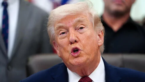 Трамп про переговори з Іраном на тлі ескалації в Ормузькій протоці