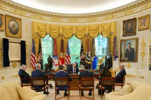 Трамп перетворив закриту зустріч Ізраїлю та Лівану на публічну подію в Білому домі: оголошено перемир'я і єдиний фронт проти Хізбалли