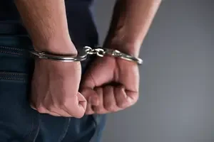 Голова місцевої ради на півночі затриманий за підозрою у хабарництві, заарештовано ще кількох осіб