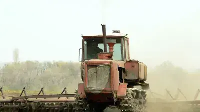 Тракторний та стрілецький терор: конфлікт через воду в Калансуві переріс у жорстоке насильство