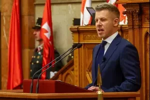 Петер Мадяр став прем’єр-міністром Угорщини, обіцяючи повернути країну до Заходу