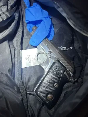 Відкрив вогонь, переслідував стрільця — і був затриманий із набоєм у патроннику: обвинувачення проти члена злочинного угруповання