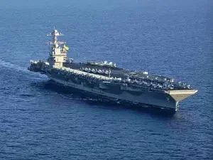 Іран погрожує США: «Ваші авіаносці стануть кладовищем»